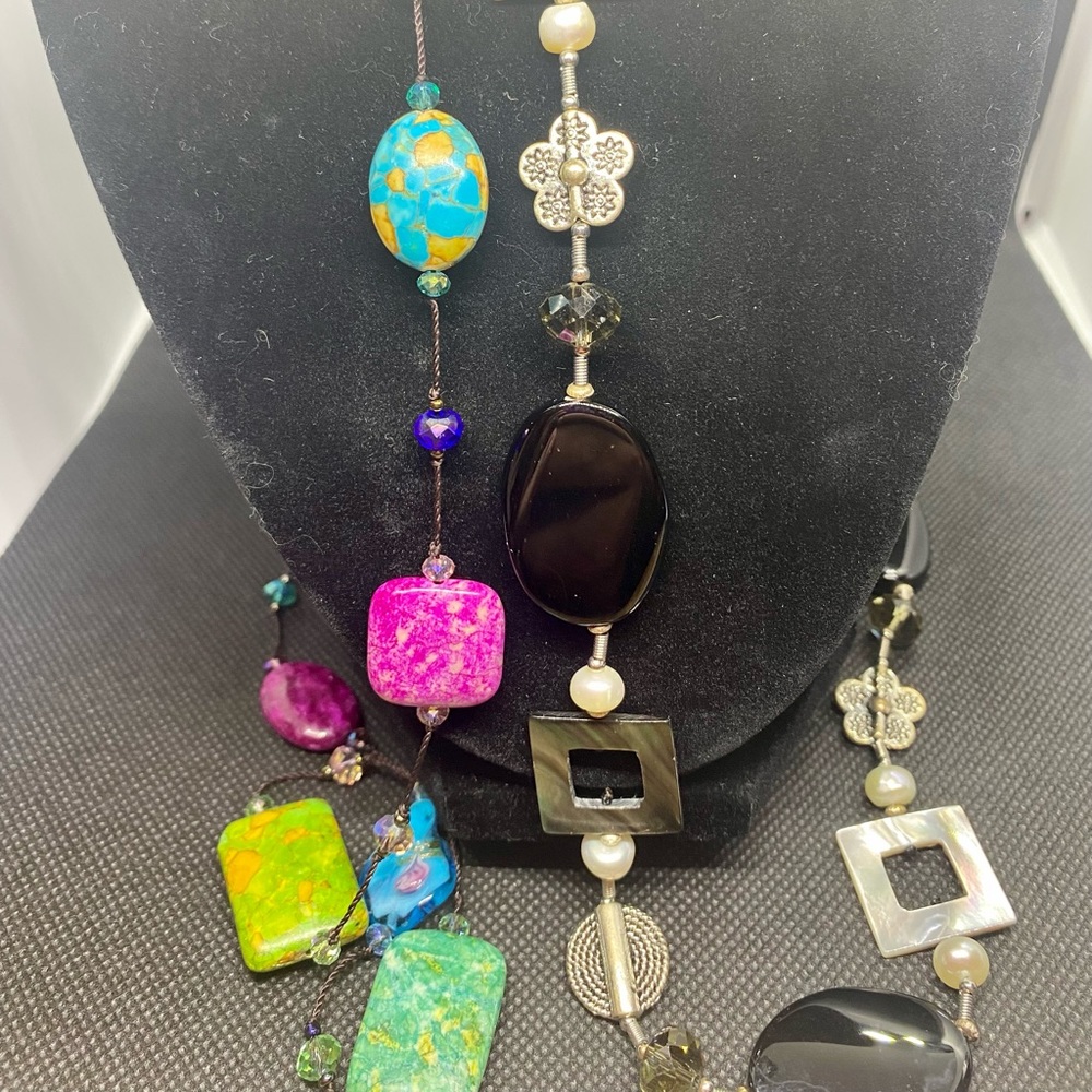 2 Necklaces for 1 Price Premier Design